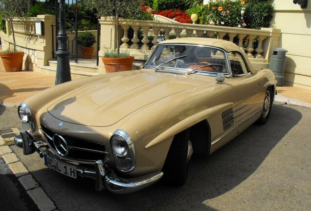 Mercedes-Benz 300SL Roadster