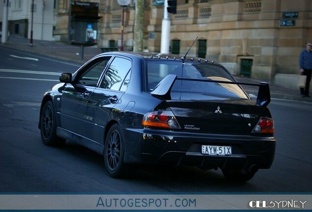 Mitsubishi Lancer Evolution IX FQ