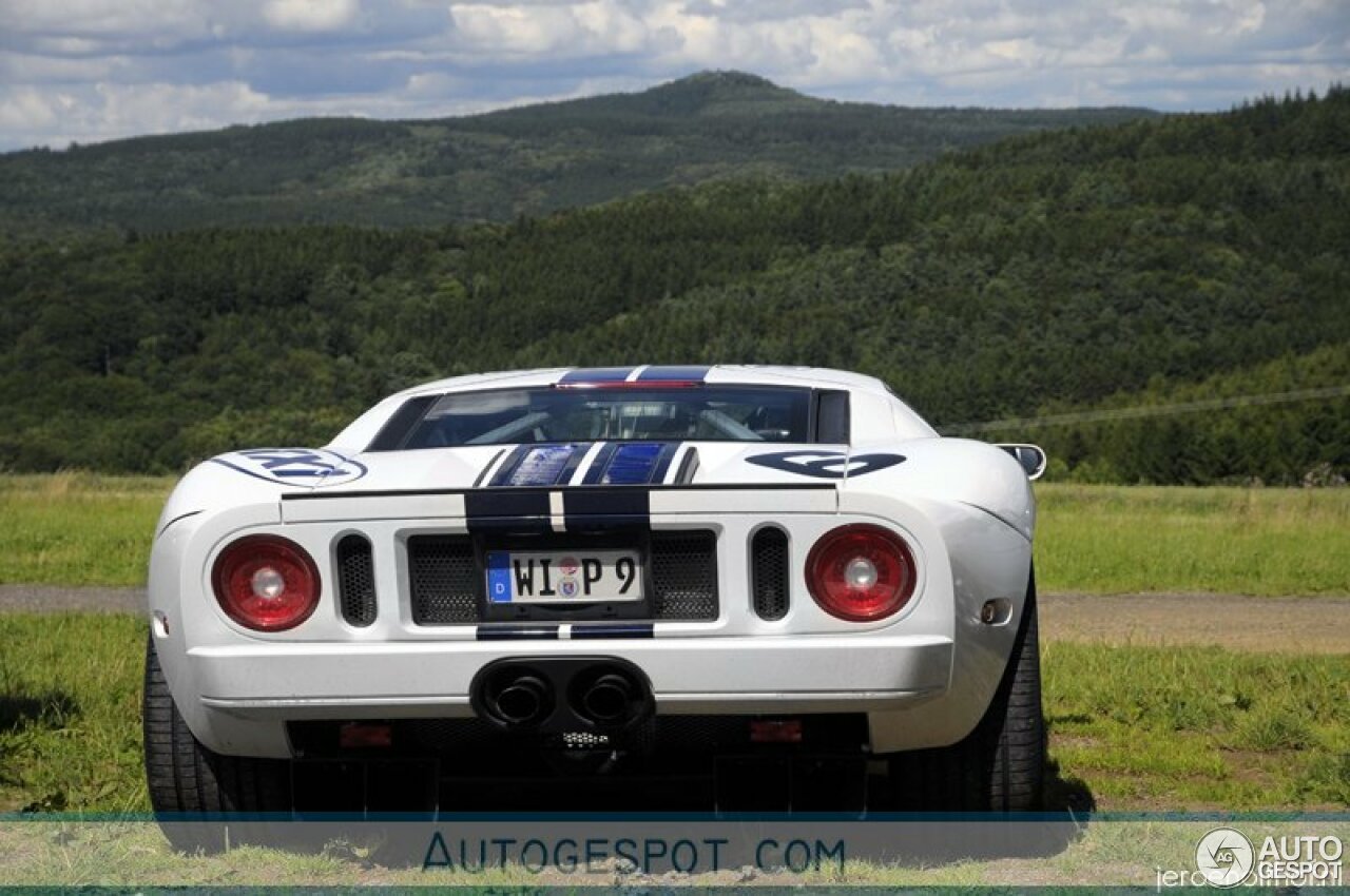 Ford GT