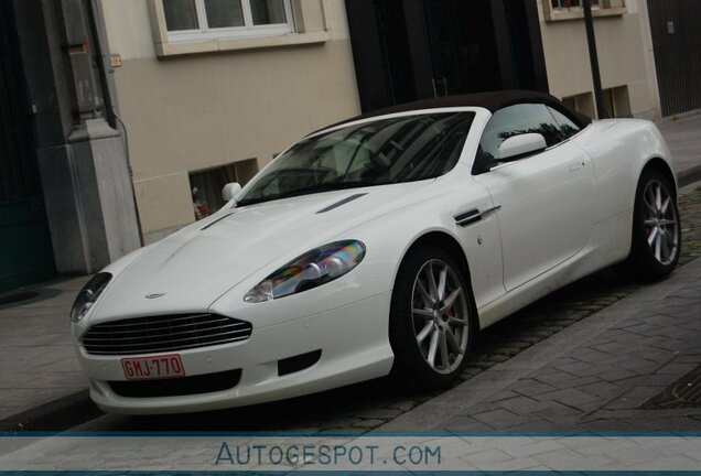 Aston Martin DB9 Volante