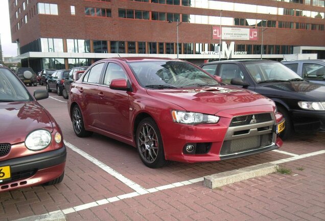 Mitsubishi Lancer Evolution X MR