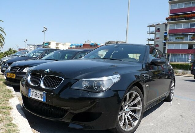 BMW M5 E60 2005