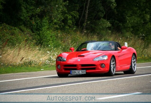 Dodge Viper SRT-10 Roadster 2003