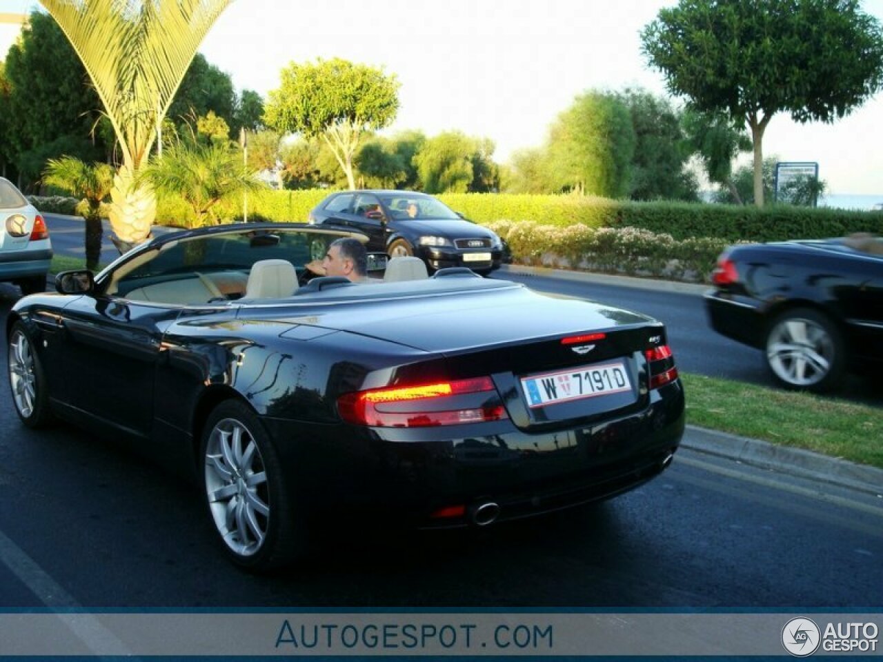 Aston Martin DB9 Volante