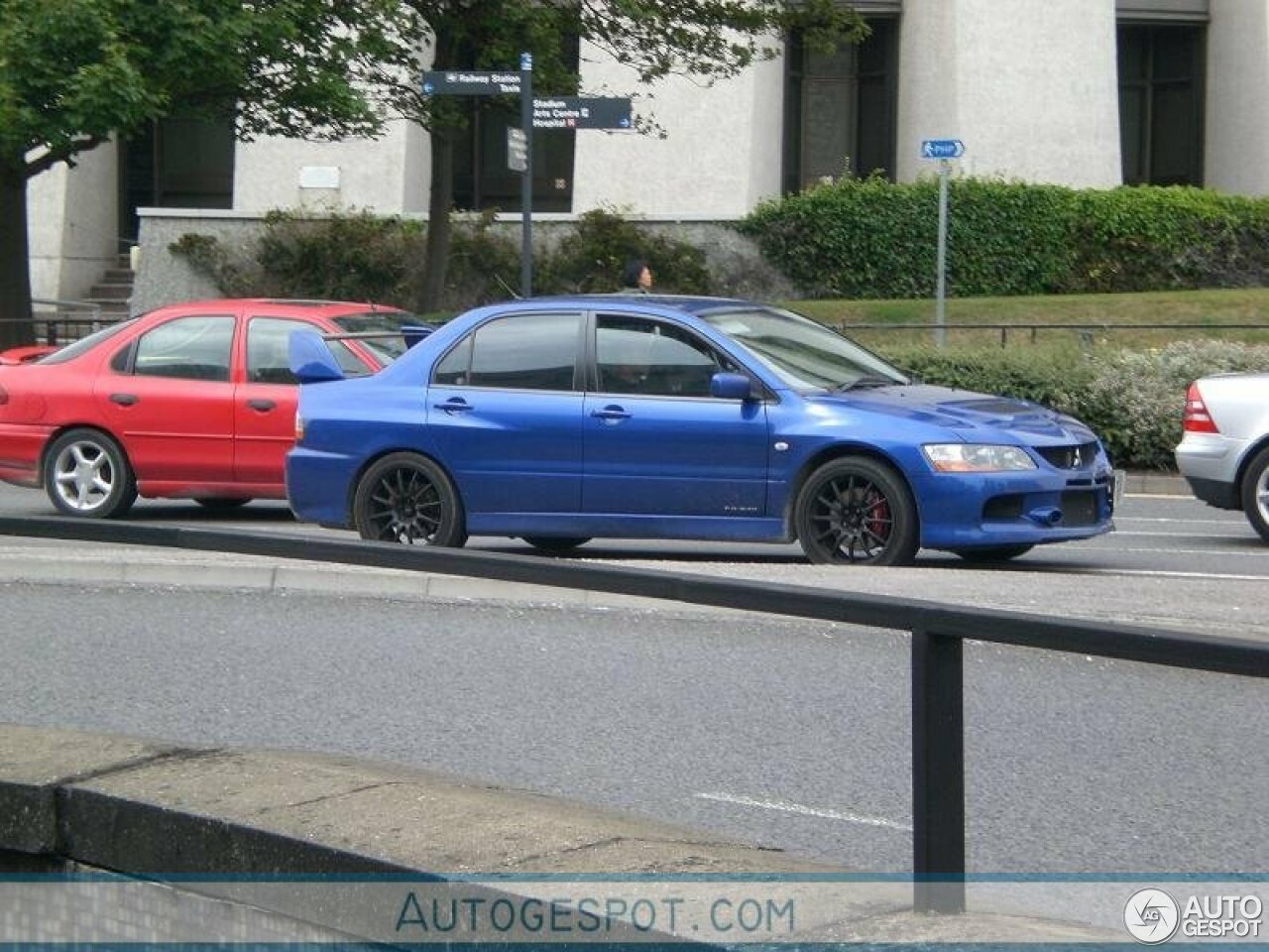 Mitsubishi Lancer Evolution IX MR FQ-340