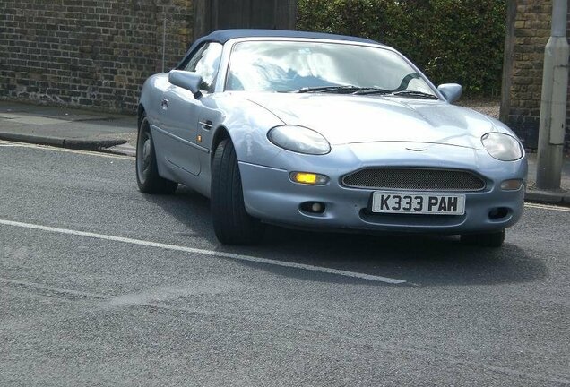 Aston Martin DB7 Volante