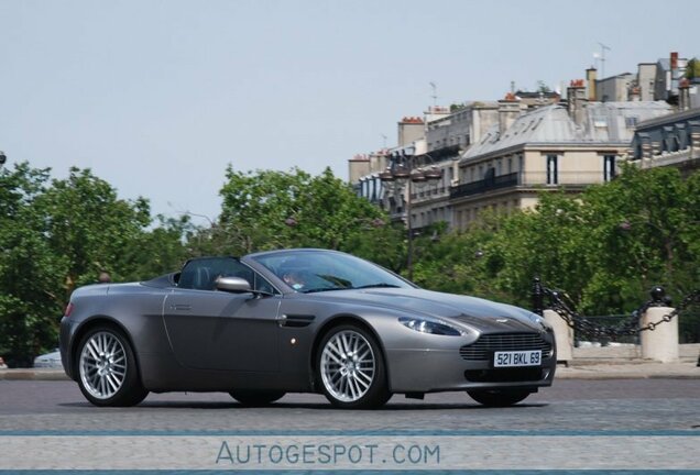 Aston Martin V8 Vantage Roadster