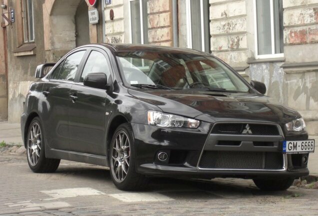 Mitsubishi Lancer Evolution X MR