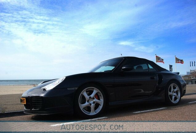 Porsche 996 Turbo Cabriolet