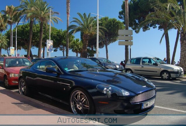 Aston Martin DB9