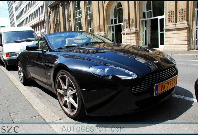 Aston Martin V8 Vantage Roadster