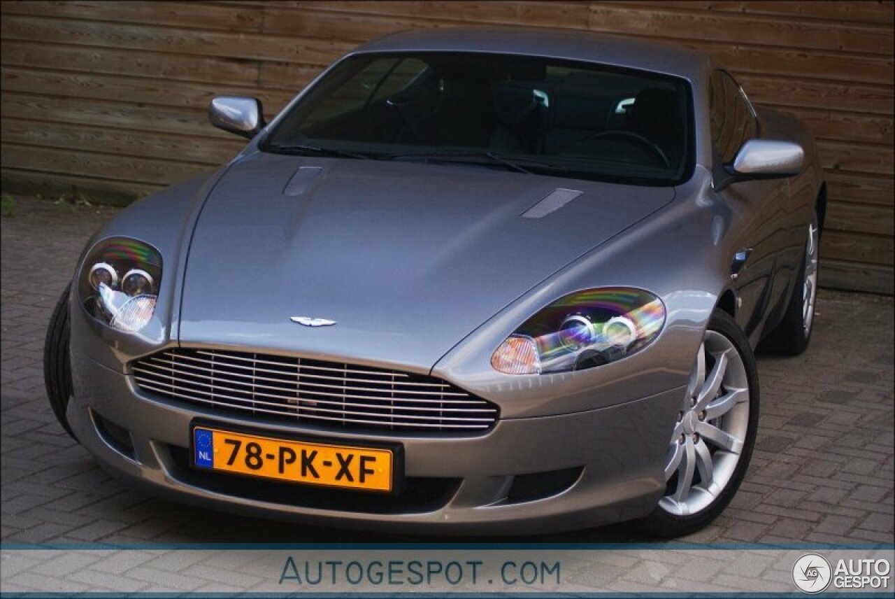 Aston Martin DB9