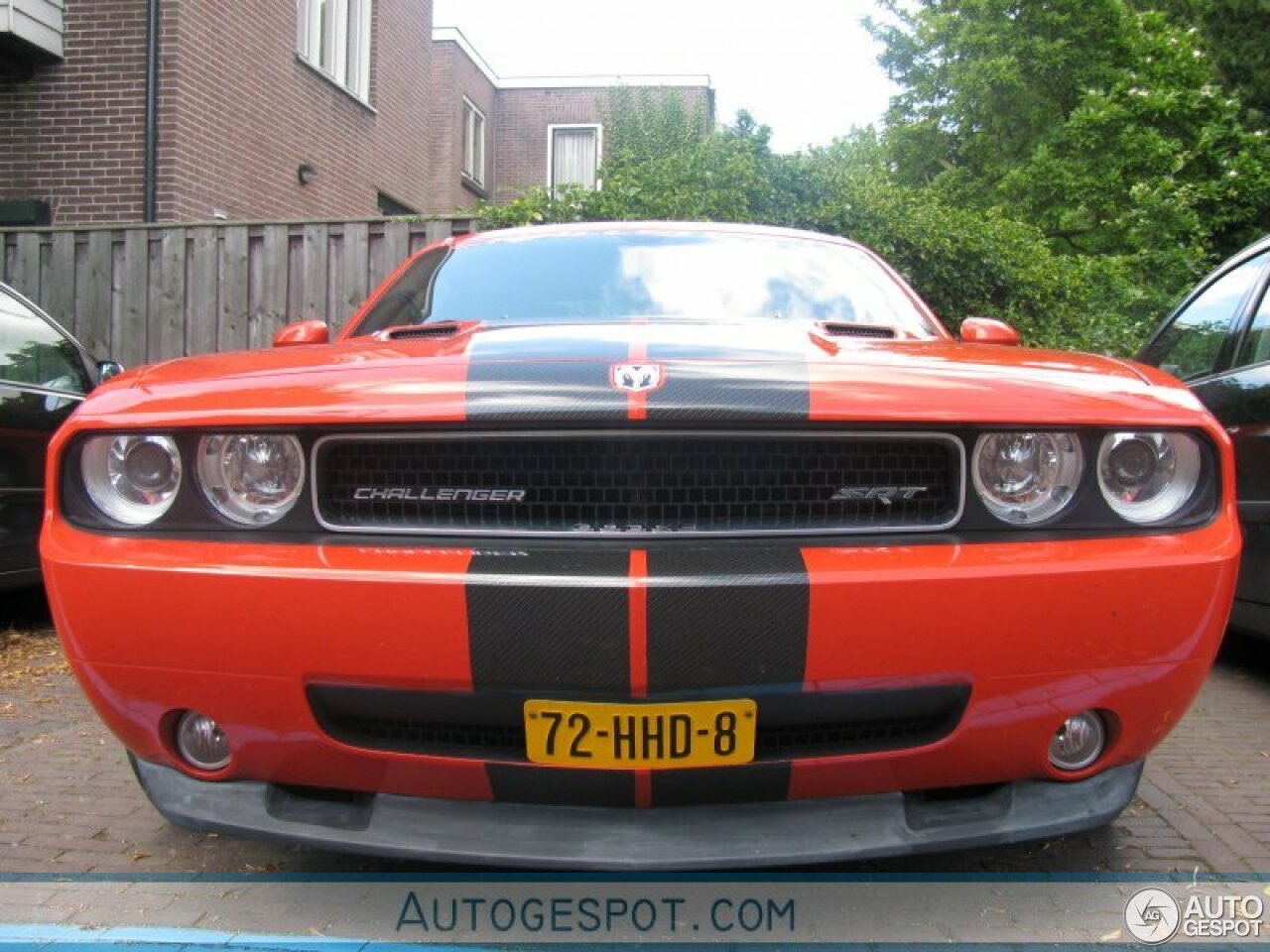 Dodge Challenger SRT-8