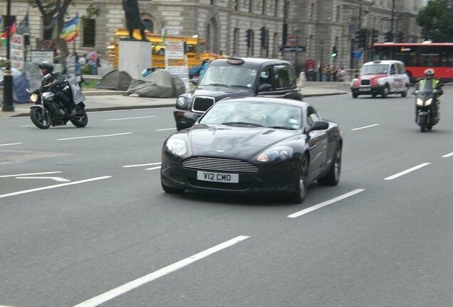 Aston Martin DB9