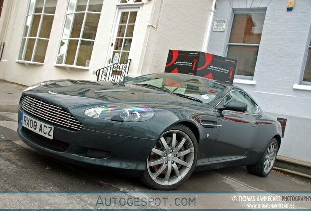 Aston Martin DB9