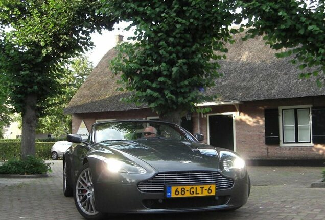 Aston Martin V8 Vantage Roadster