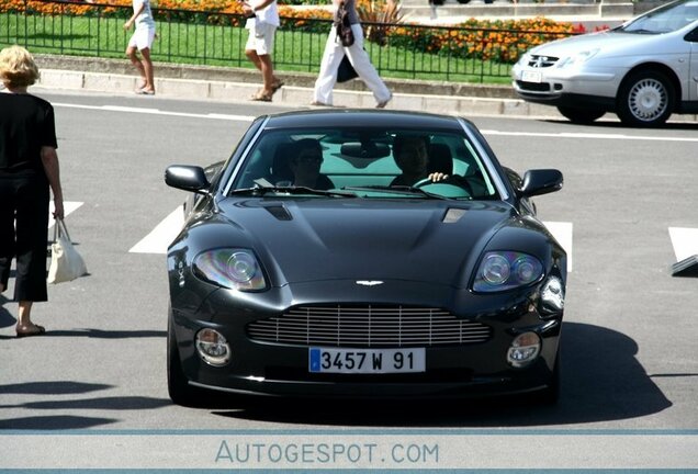 Aston Martin Vanquish