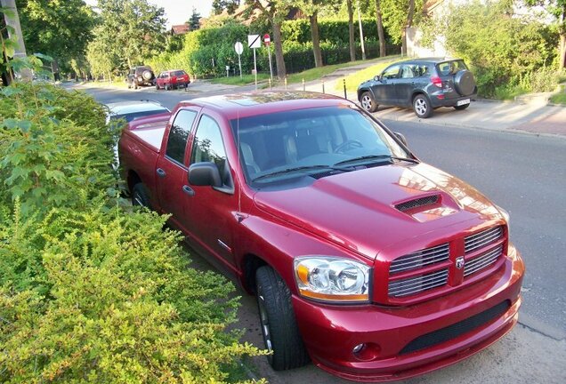 Dodge RAM SRT-10 Quad-Cab