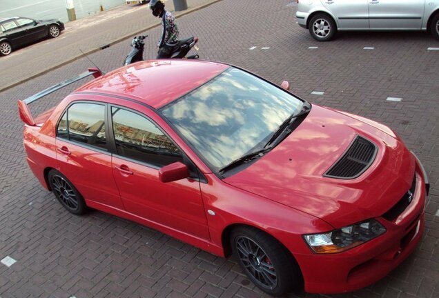 Mitsubishi Lancer Evolution IX