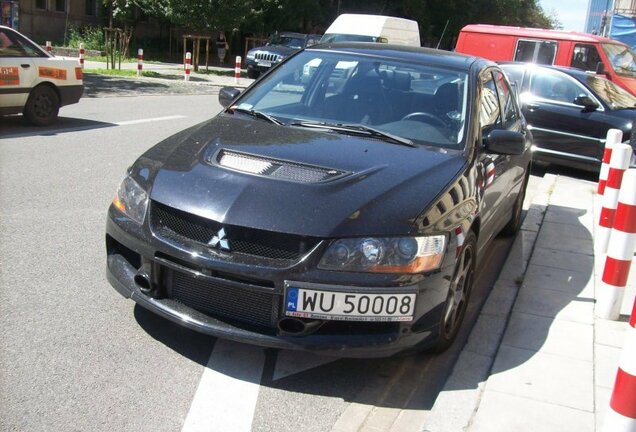 Mitsubishi Lancer Evolution IX FQ