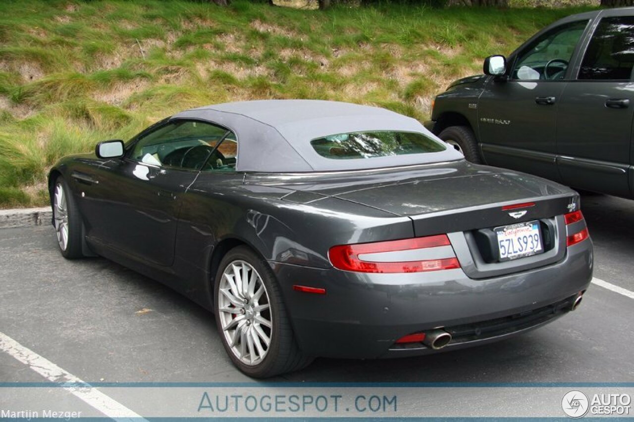 Aston Martin DB9 Volante