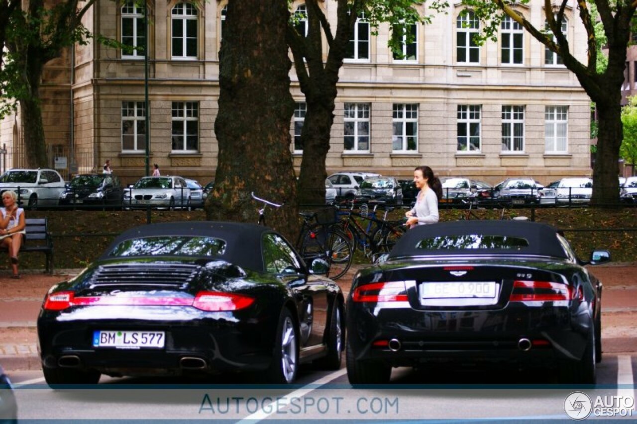 Aston Martin DB9 Volante