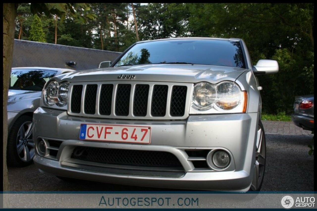 Jeep Grand Cherokee SRT-8 2005