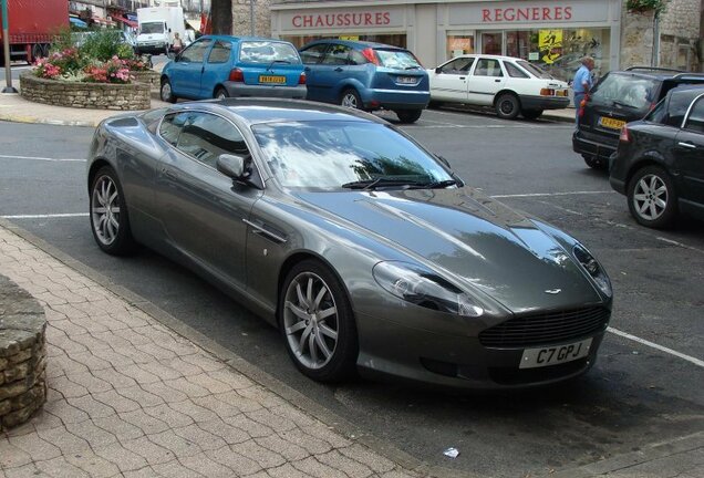 Aston Martin DB9