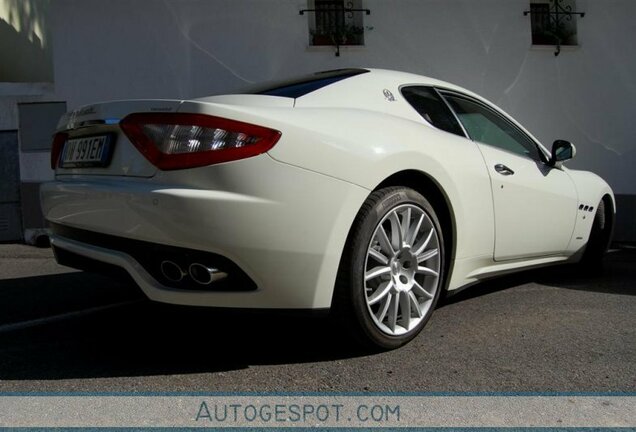 Maserati GranTurismo S Automatic