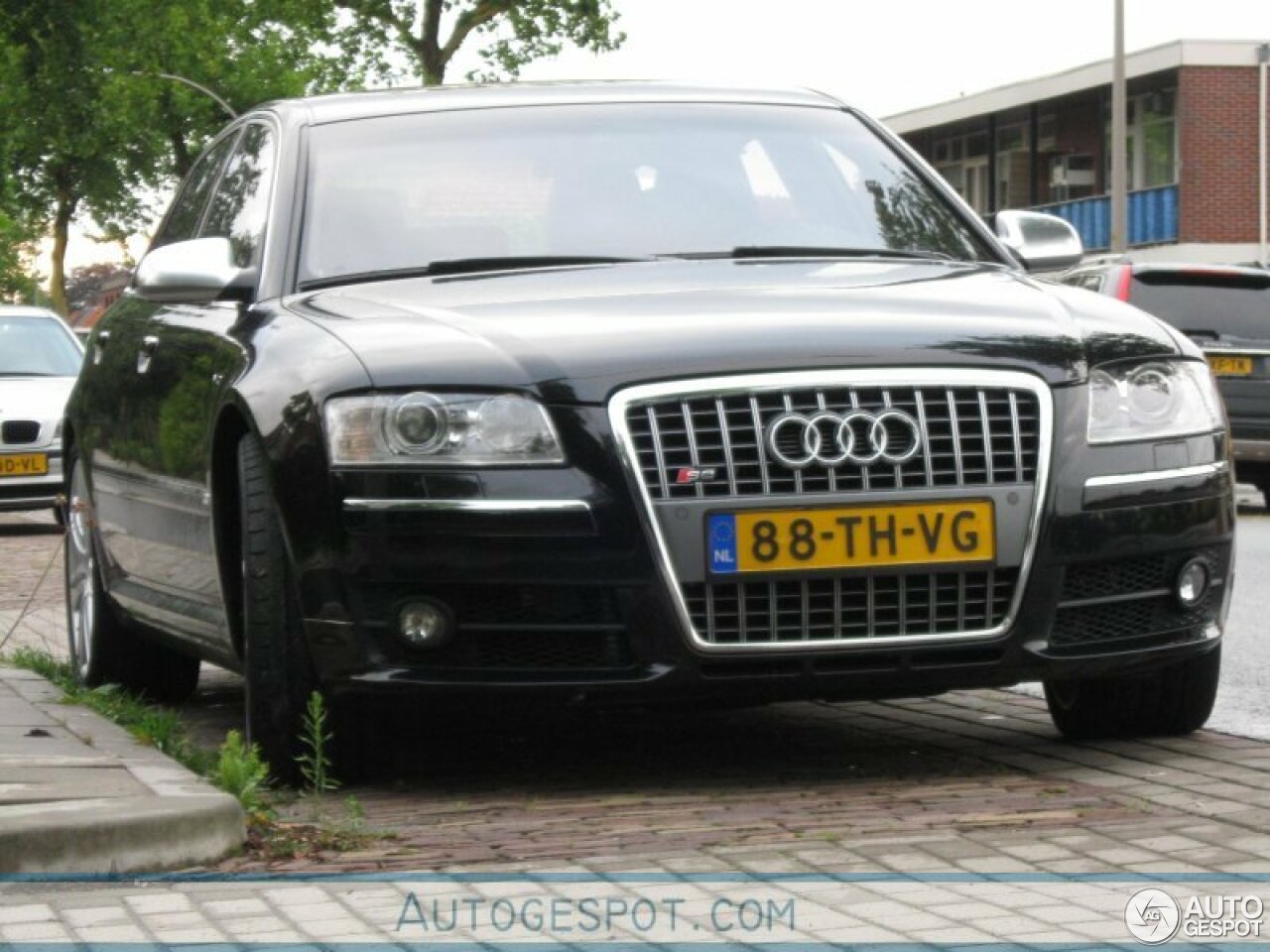 Audi S8 D3