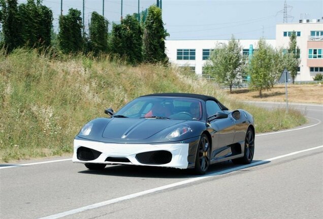 Ferrari Scuderia Spider 16M