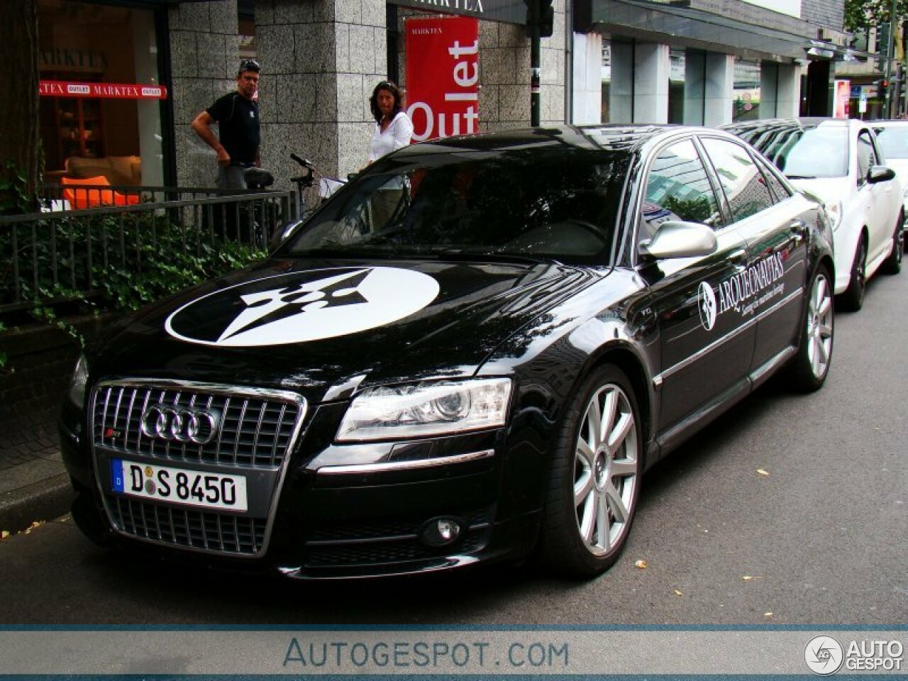 Audi S8 D3