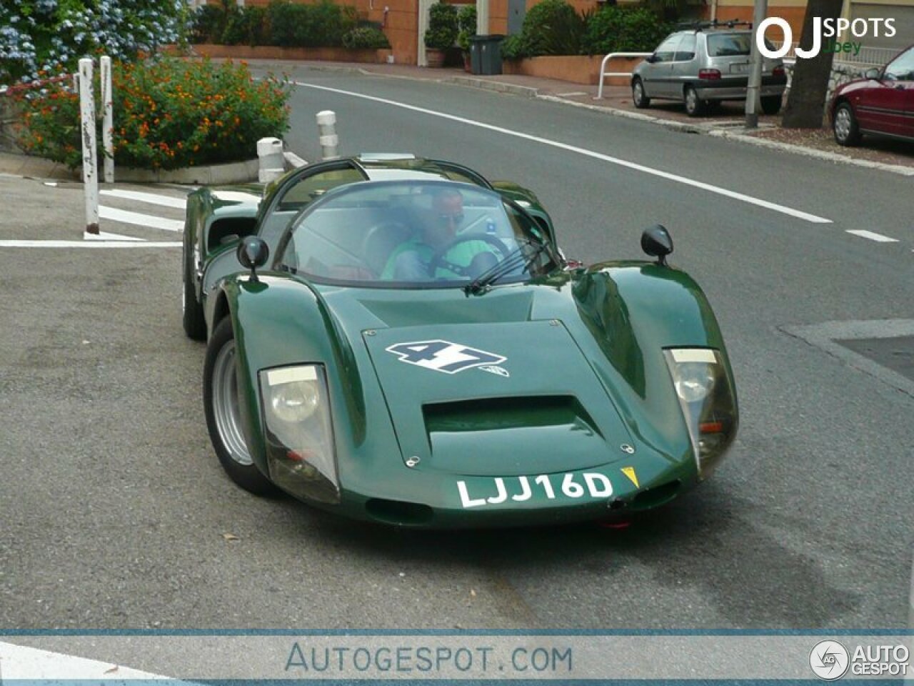 Porsche 906 Carrera 6 Race Coupé