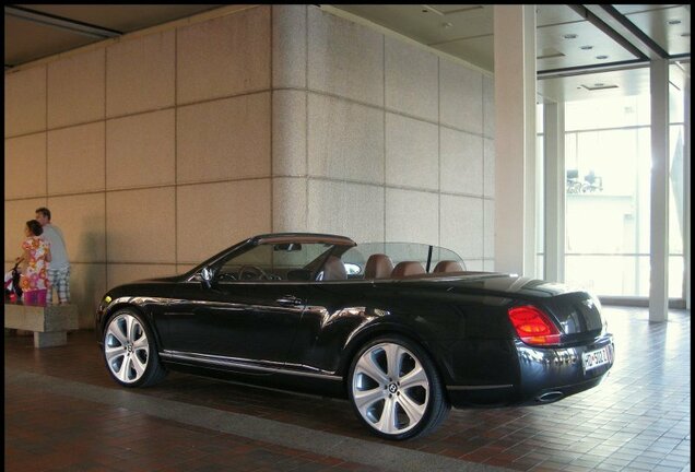 Bentley Continental GTC