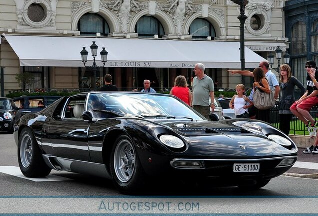 Lamborghini Miura P400 SV