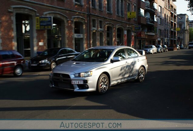 Mitsubishi Lancer Evolution X MR