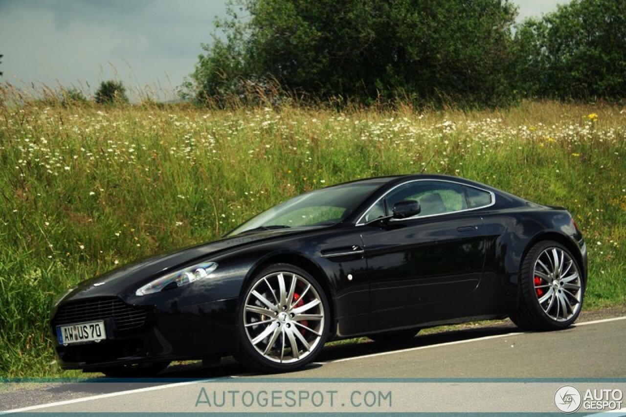 Aston Martin V8 Vantage