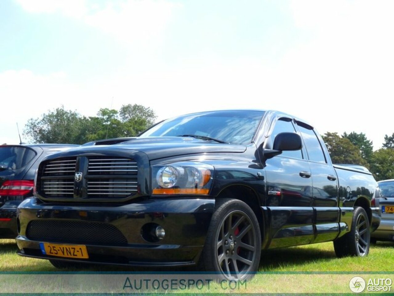 Dodge RAM SRT-10 Quad-Cab Night Runner