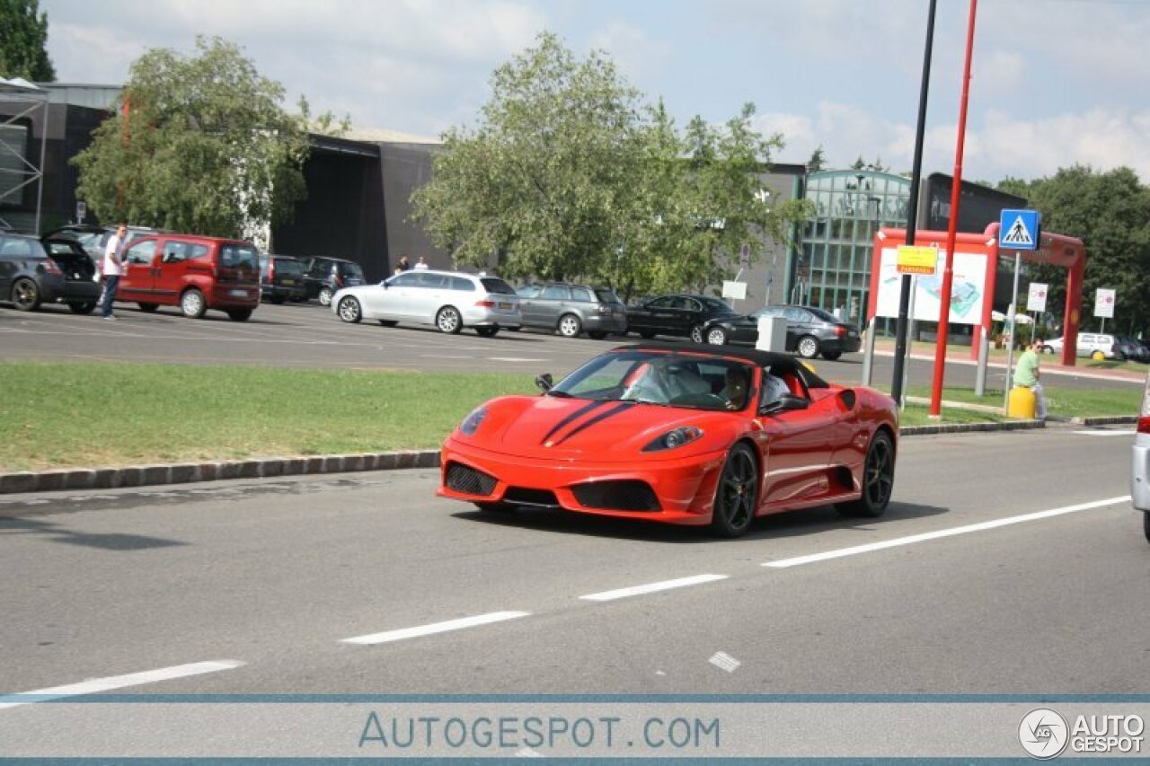 Ferrari Scuderia Spider 16M