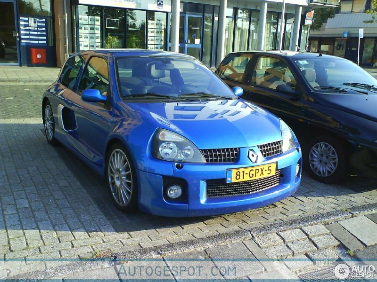 Renault Clio V6 Phase II