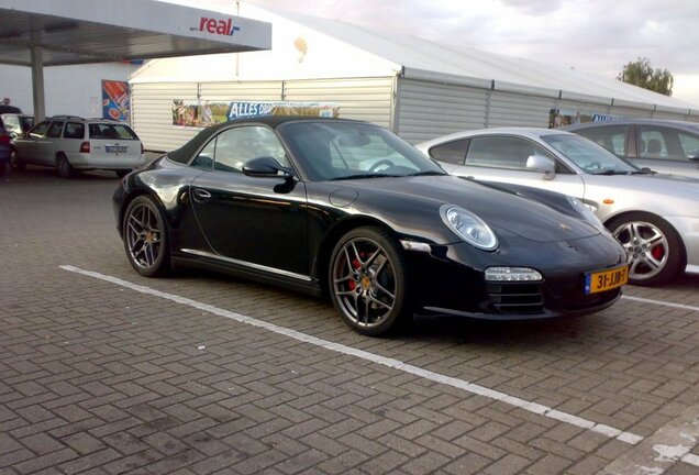 Porsche 997 Carrera 4S Cabriolet MkII Pon Edition