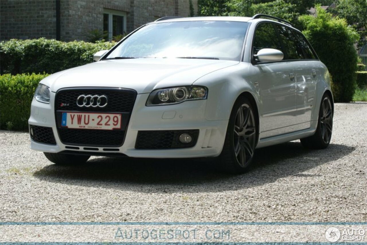 Audi RS4 Avant B7