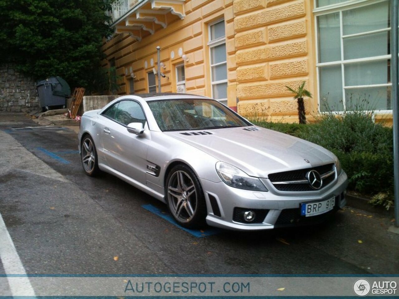 Mercedes-Benz SL 63 AMG