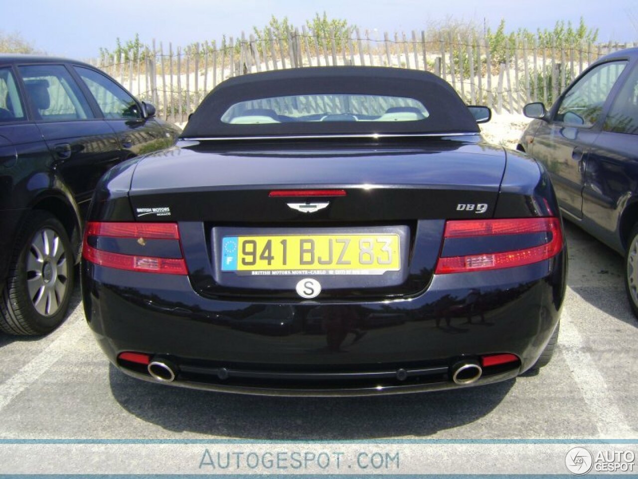 Aston Martin DB9 Volante