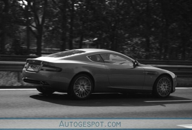 Aston Martin DB9