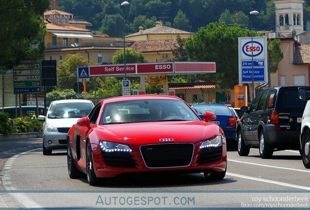 Audi R8