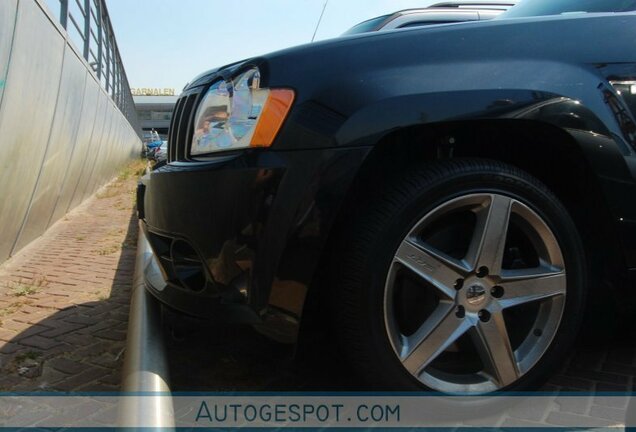 Jeep Grand Cherokee SRT-8 2005