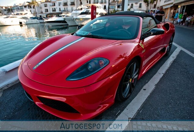 Ferrari Scuderia Spider 16M