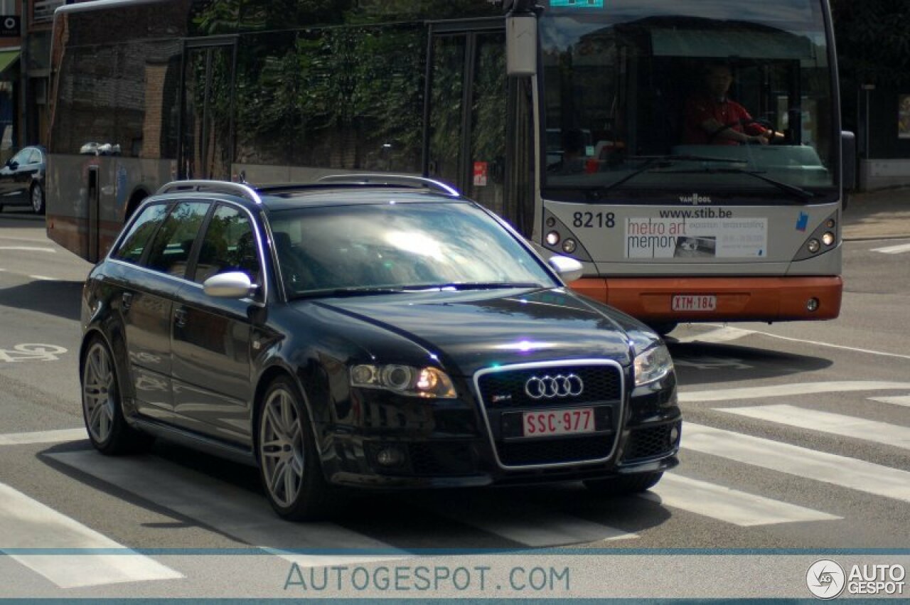 Audi RS4 Avant B7