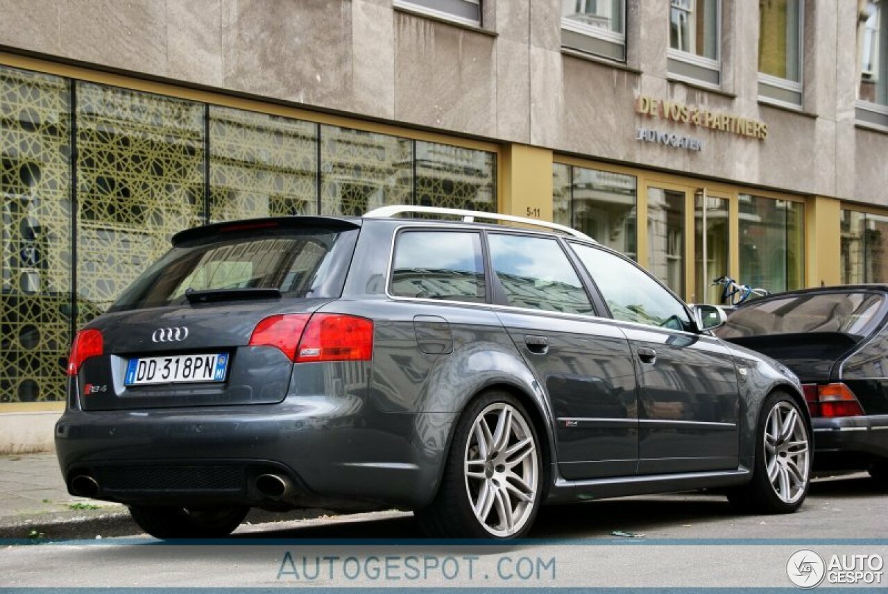 Audi RS4 Avant B7